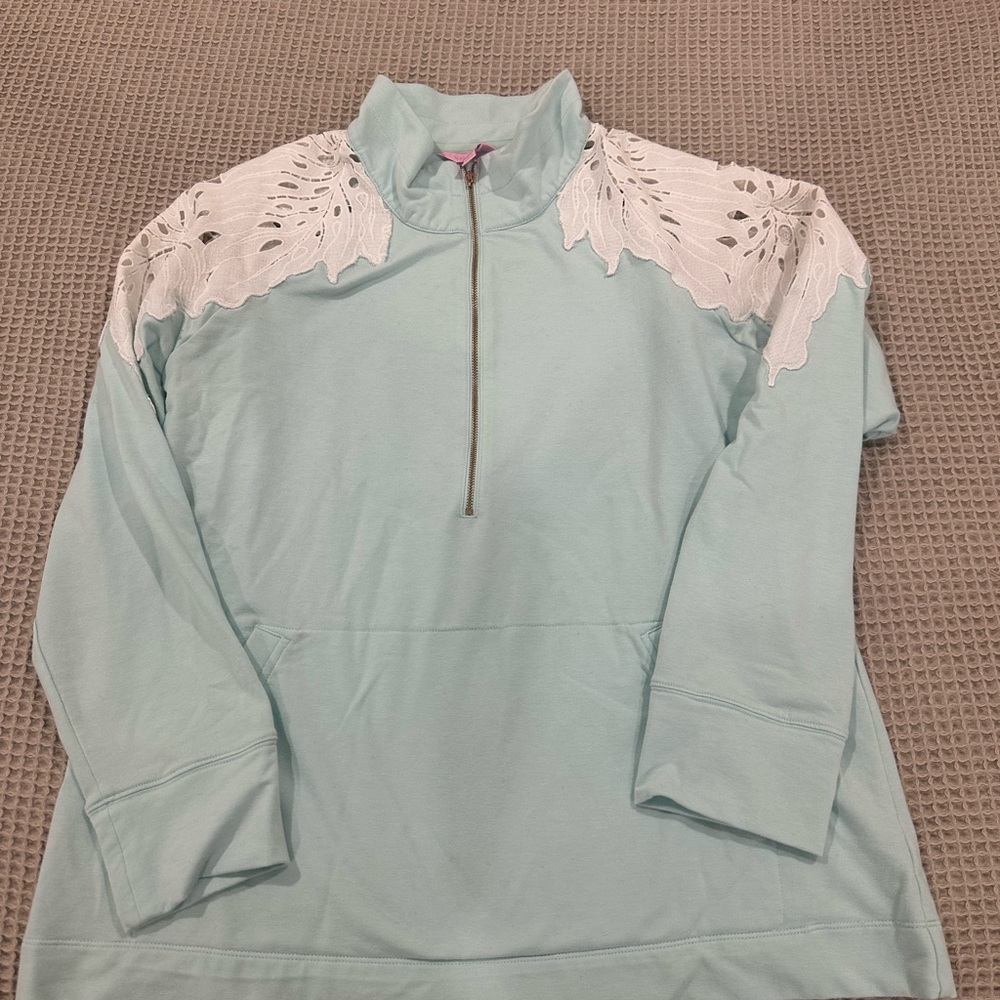 Lilly Pulitzer Zip Skipper Sweatshirt Blue lace xl